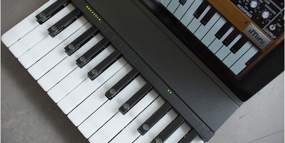 Empresa projeta teclado musical para iPad