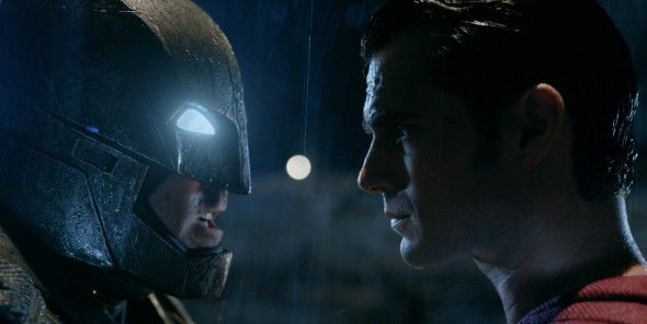 Referências e detalhes do novo trailer de "Batman v Superman"