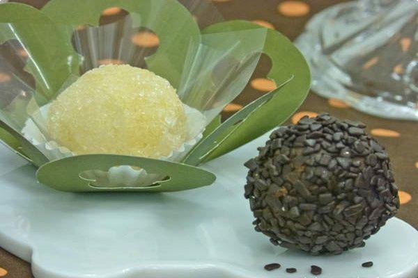 Receita Brigadeiro com Bala e de Limão Siciliano