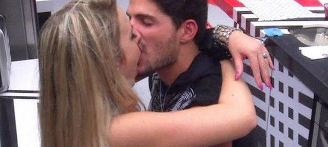 Primo de André diz que rolo com Fernanda é estratégia em BBB13